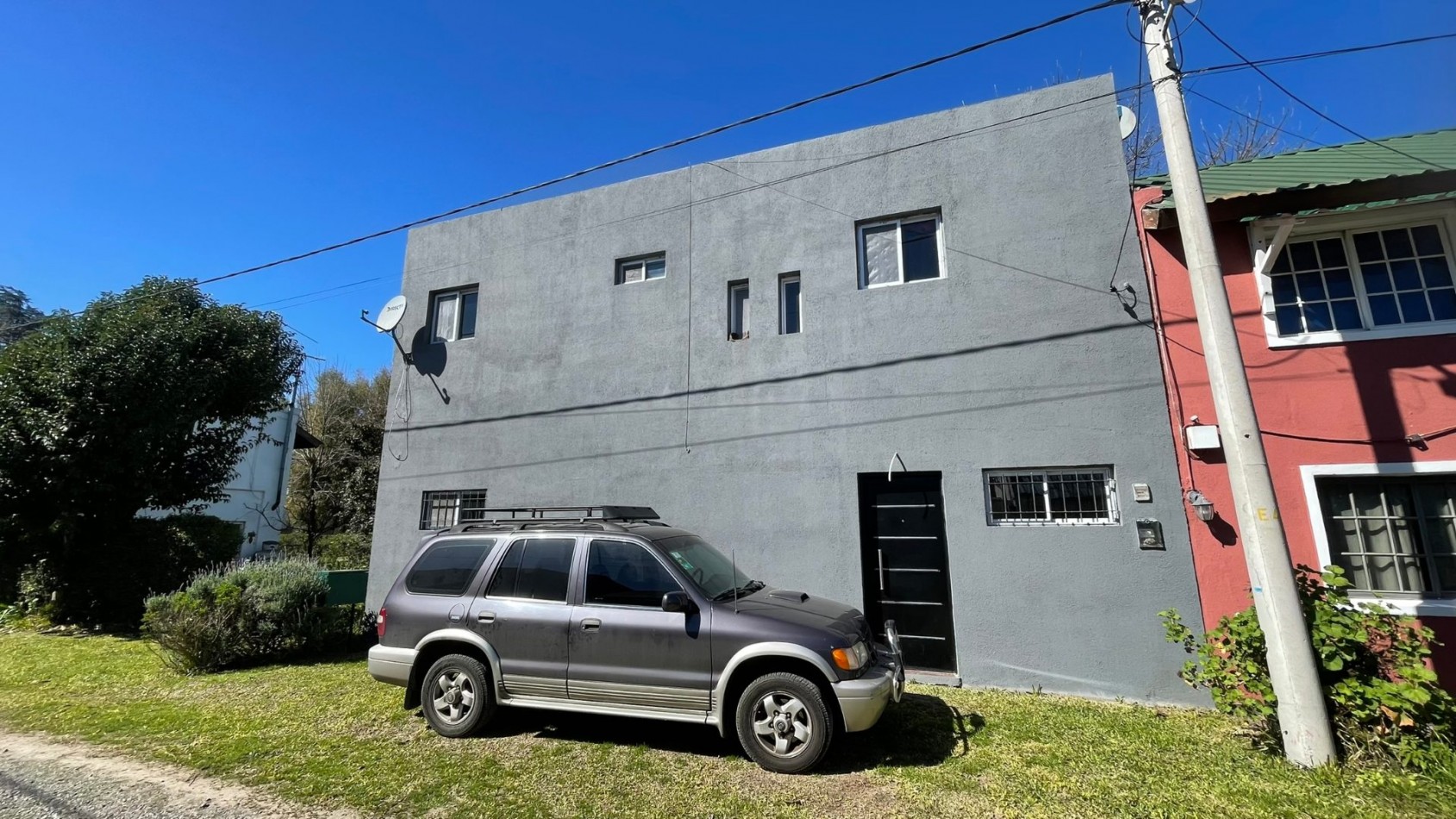 CASA 3 AMBIENTES EN BARRIO CERRADO - ESCOBAR | JARDIN, PARRILLA Y MUY LUMINOSA