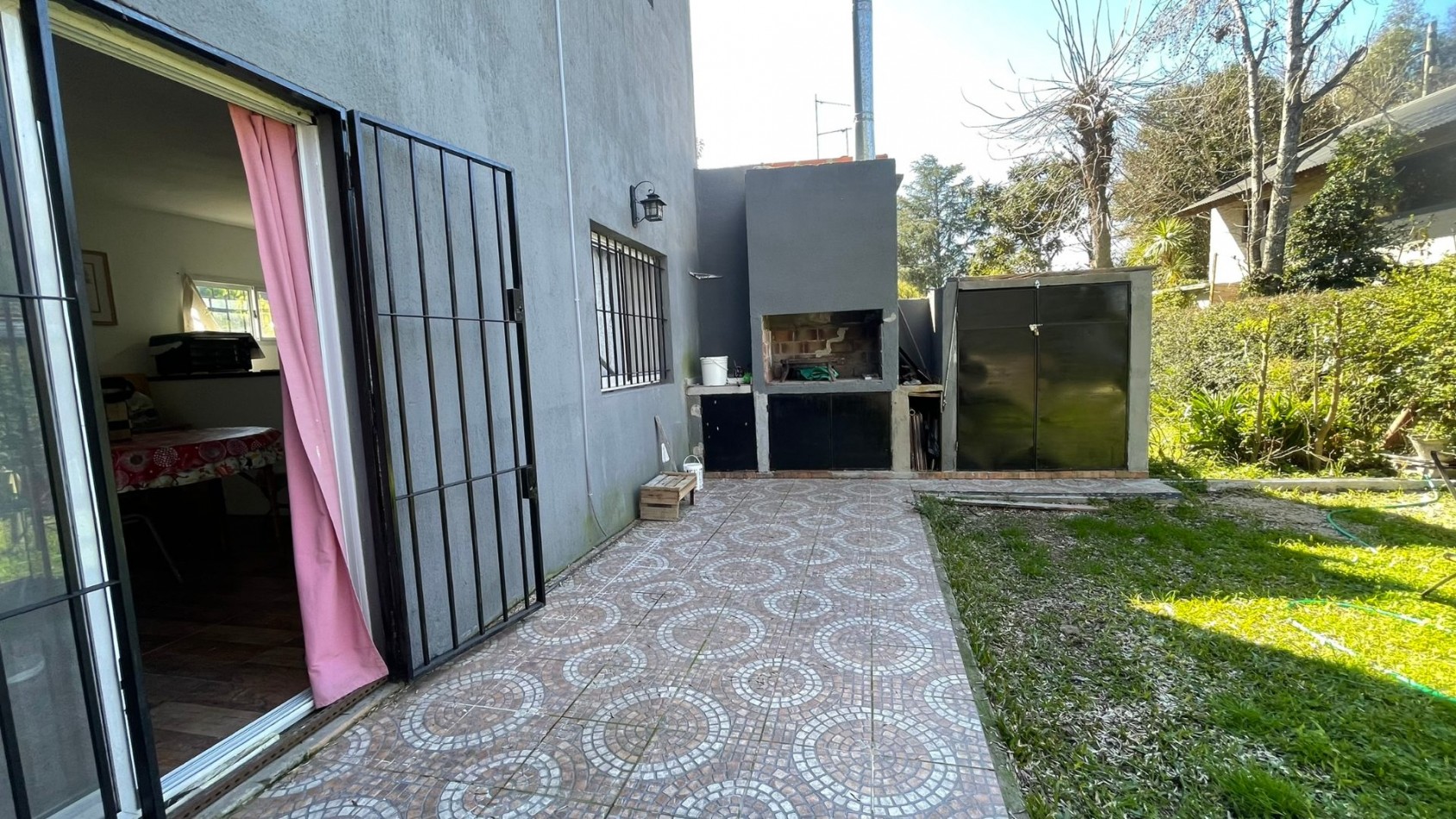 CASA 3 AMBIENTES EN BARRIO CERRADO - ESCOBAR | JARDIN, PARRILLA Y MUY LUMINOSA