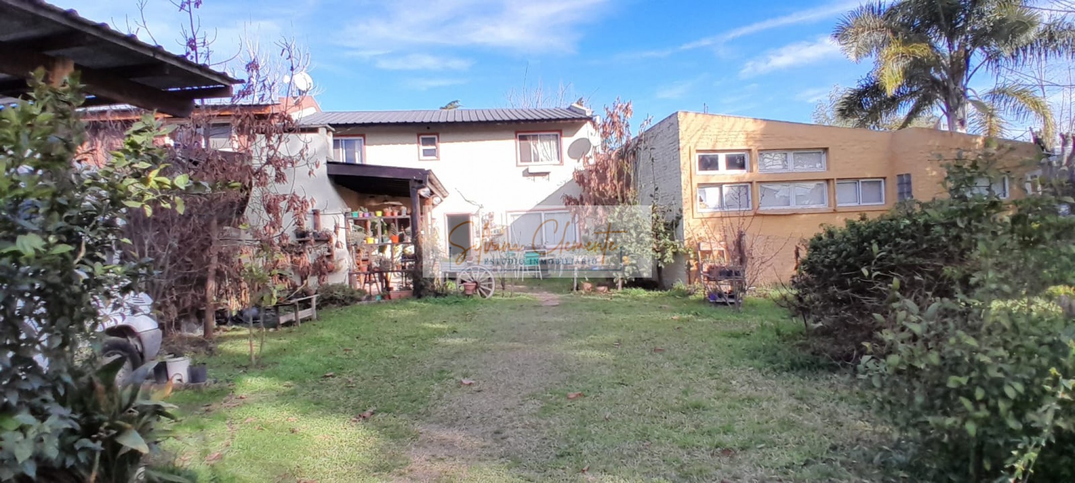 Preciosa casa 5 ambientes doble lote en Country Weekend, Escobar