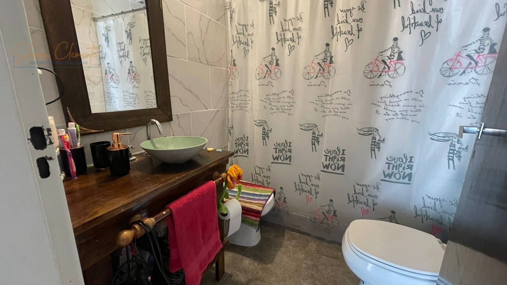 PRECIOSA CASA 3 AMBIENTES EN BARRIO COUNTRY WEEKEND ESCOBAR