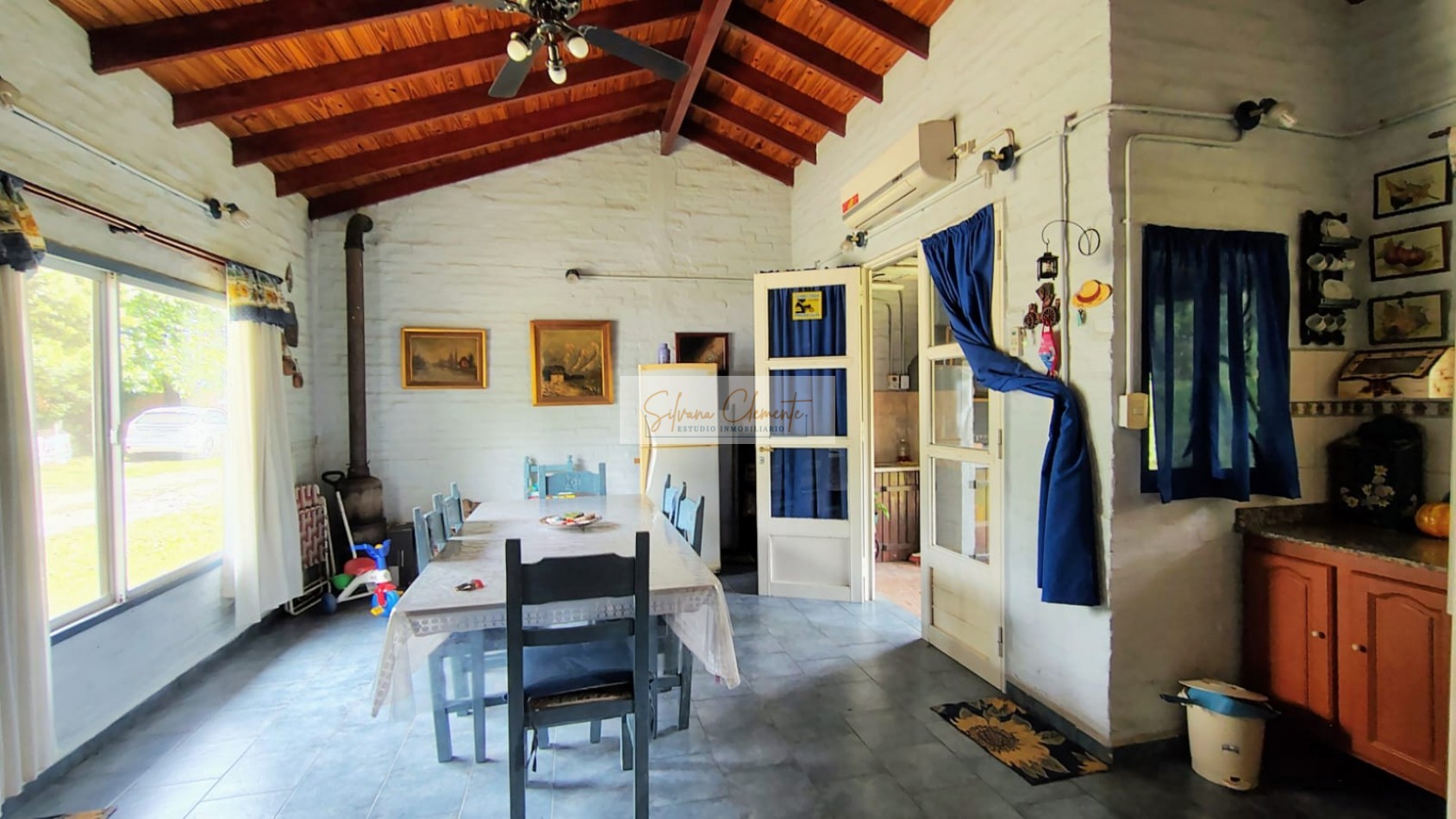 Hermosa casa 4 amb en doble lote en Barrio Privado Weekend Escobar