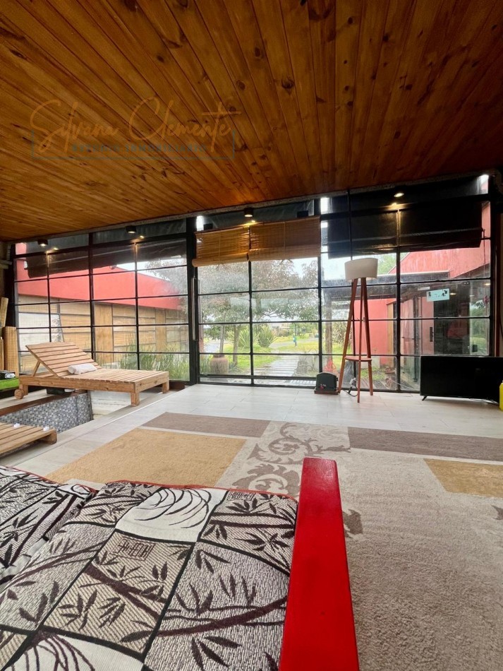 Casa 5 Ambientes en Barrio Privado | 4 Dormitorios, Pileta y Quincho