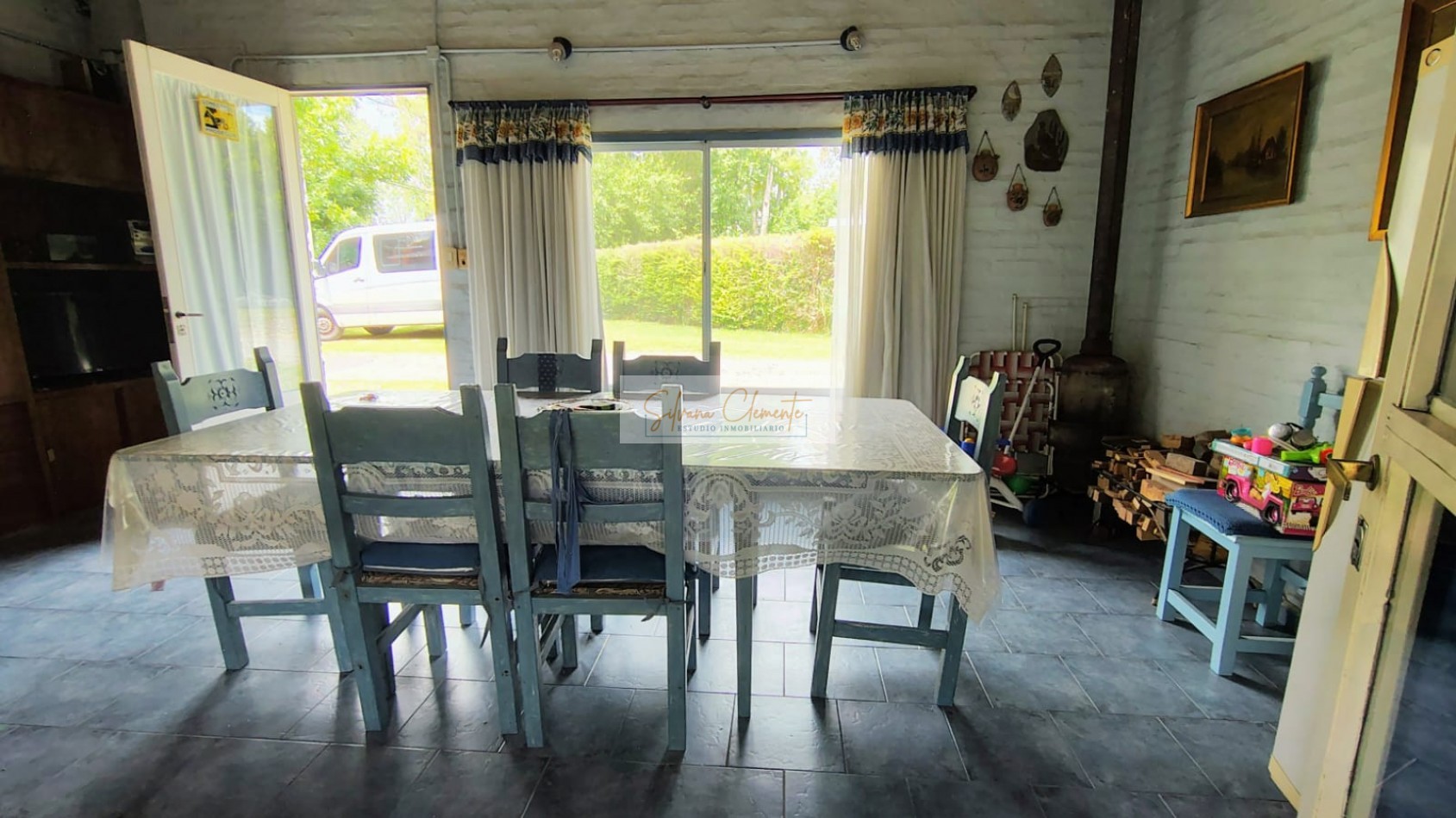 Hermosa casa 4 amb en doble lote en Barrio Privado Weekend Escobar