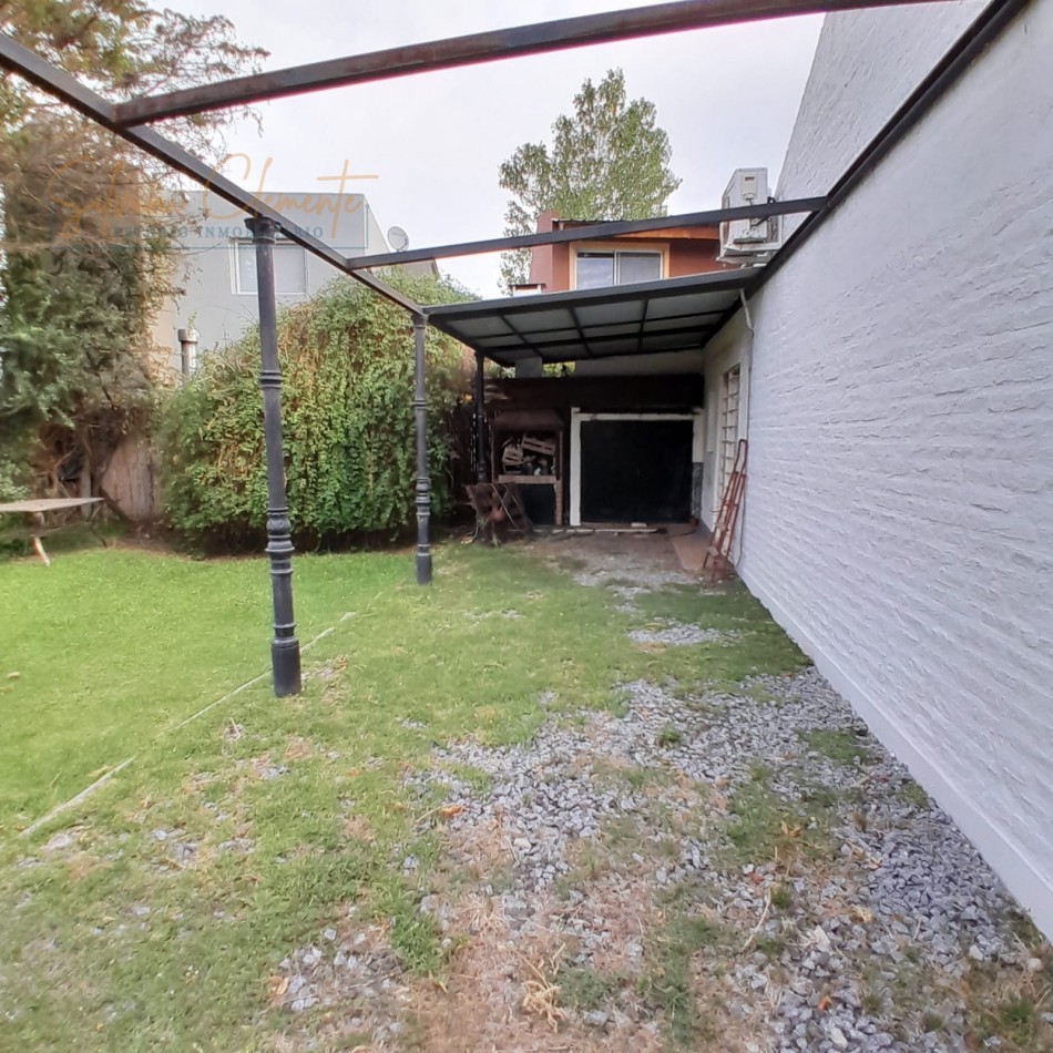 Hermosa Casa 5 ambientes doble lote en Barrio Privado Weekend Escobar