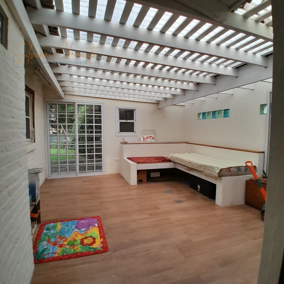 Hermosa Casa 5 ambientes doble lote en Barrio Privado Weekend Escobar