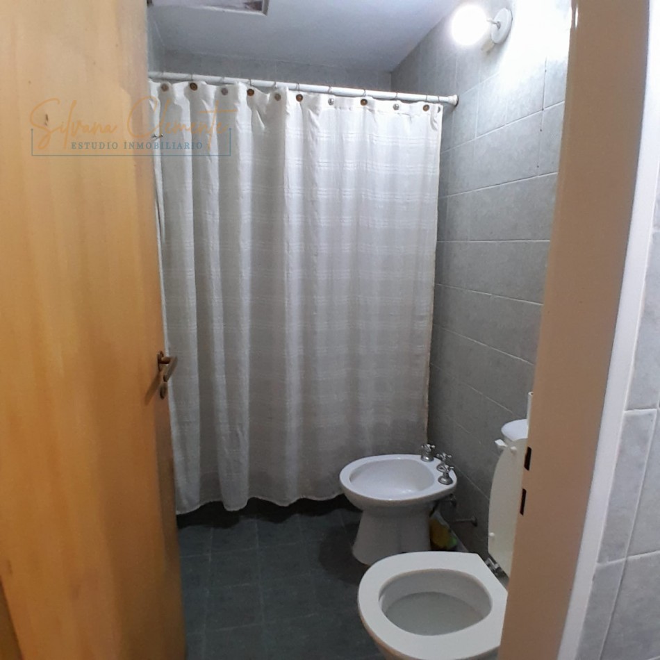 Hermosa Casa 5 ambientes doble lote en Barrio Privado Weekend Escobar