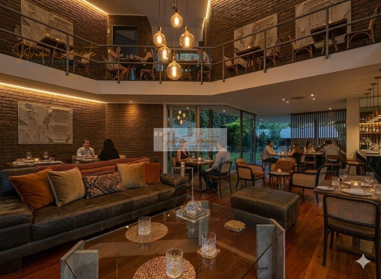 Casa 5 ambientes en Villa Devoto - Lote propio a dos calles