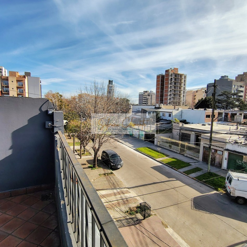 Casa en Venta San Miguel - 5 ambientes Pileta, Quincho y Cochera