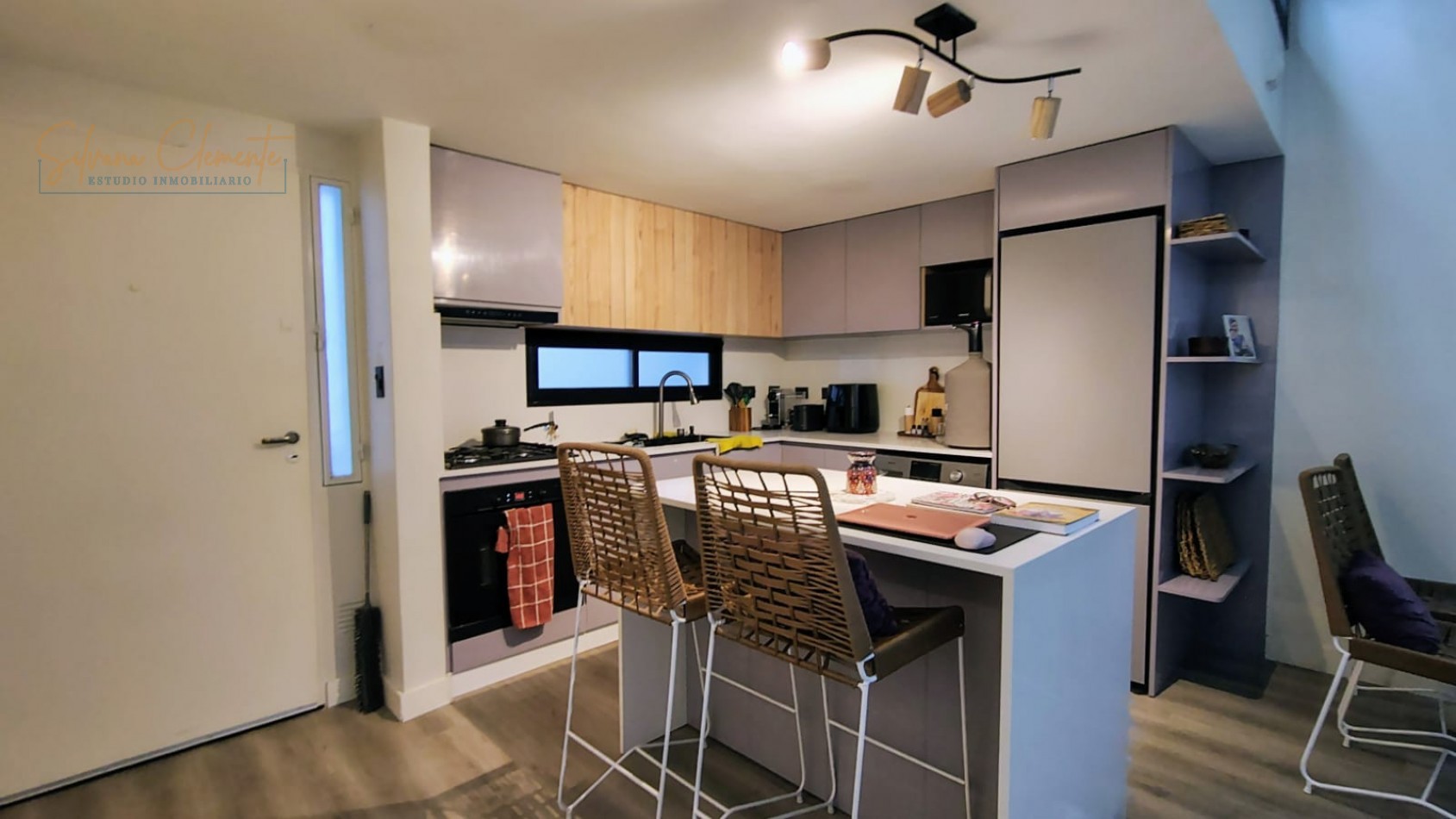 PH 2 AMBIENTES RECICLADO A NUEVO EN VILLA CRESPO - BALCON ATERRAZADO Y BAJAS EXPENSAS