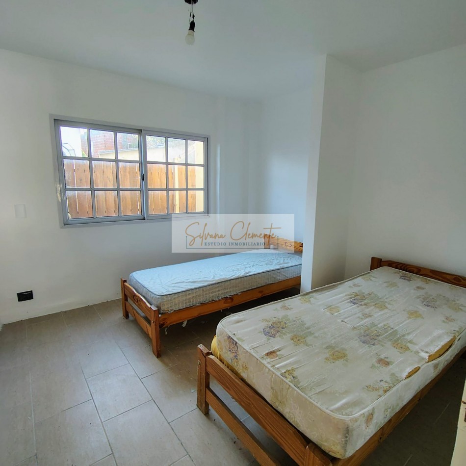 Hermosa Casa doble lote 3 ambientes en Barrio Weekend Escobar