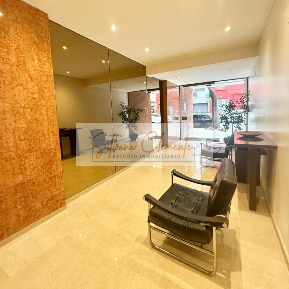 Hermoso departamento 4 ambientes con cochera en Las Cañitas — Apto credito