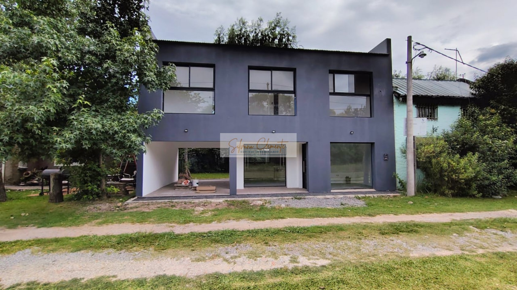 Casa en alquiler en Weekend - 4 Ambientes con parque y parrilla