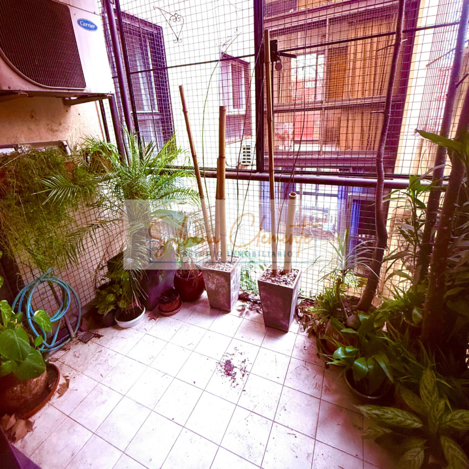 Hermoso departamento 4 ambientes con cochera en Las Cañitas — Apto credito