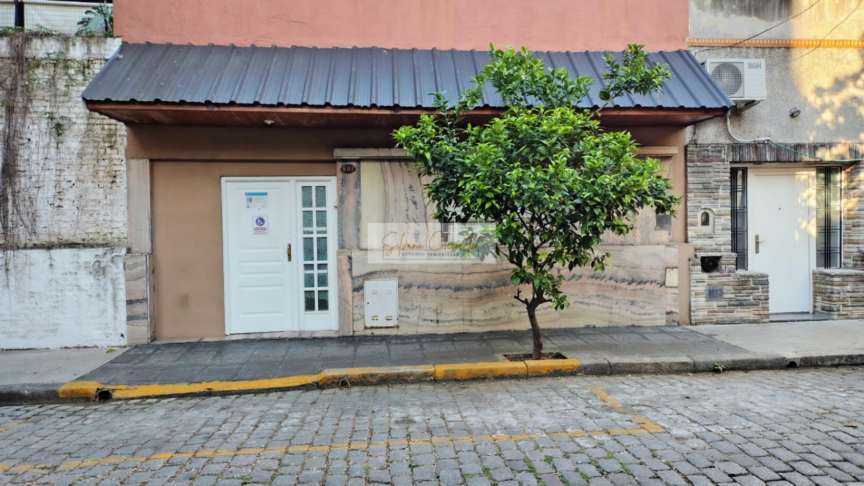 Casa 4 Ambientes con Terraza, Quincho y Patio - Caballito