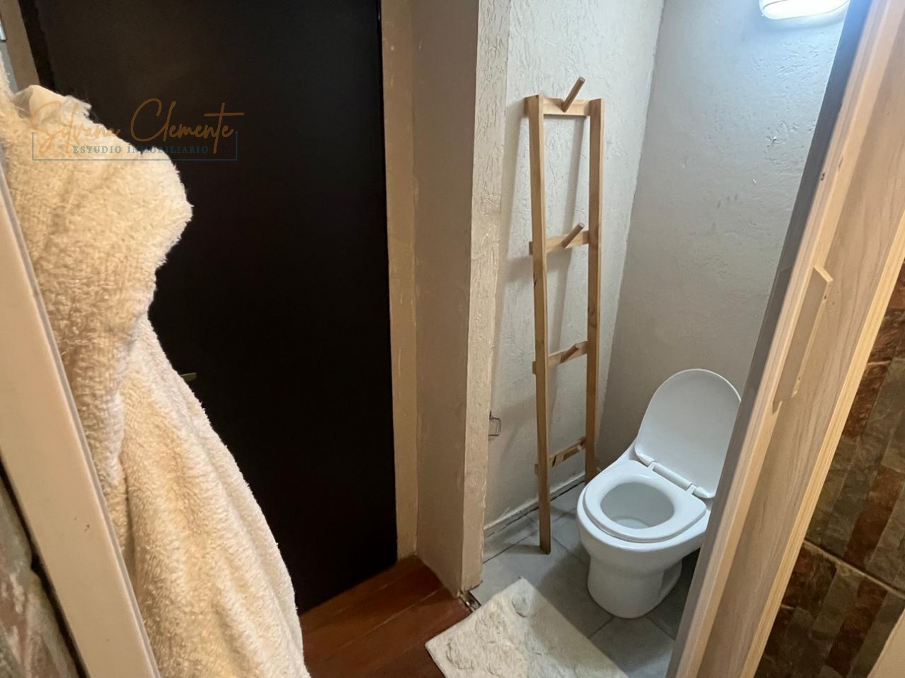 Casa 5 Ambientes en Barrio Privado | 4 Dormitorios, Pileta y Quincho
