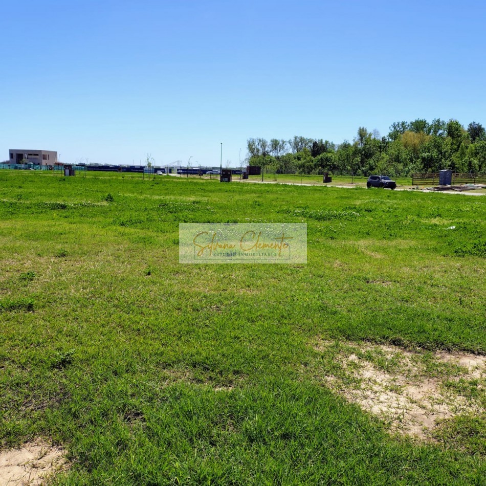 Lote de 682 m2 en Puertos del Lago - Barrio Nativas, Escobar