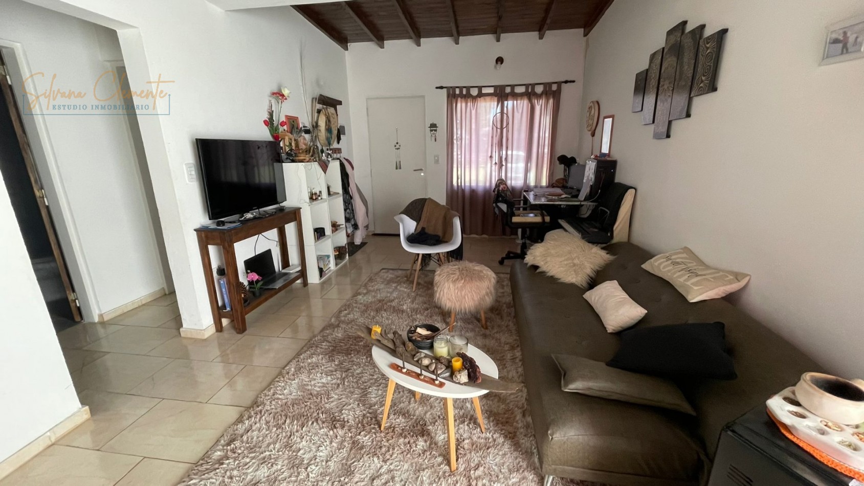 PRECIOSA CASA 3 AMBIENTES EN BARRIO COUNTRY WEEKEND ESCOBAR
