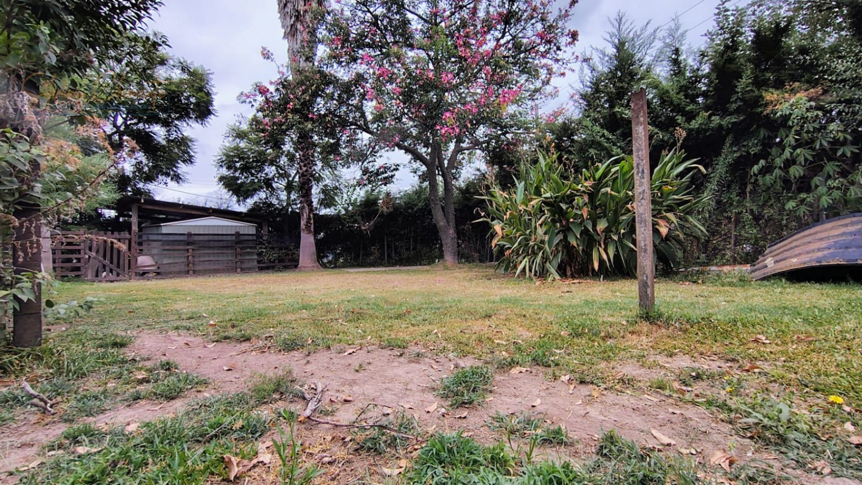 Lote de 220m2 en venta en Barrio Country Weekend Escobar 