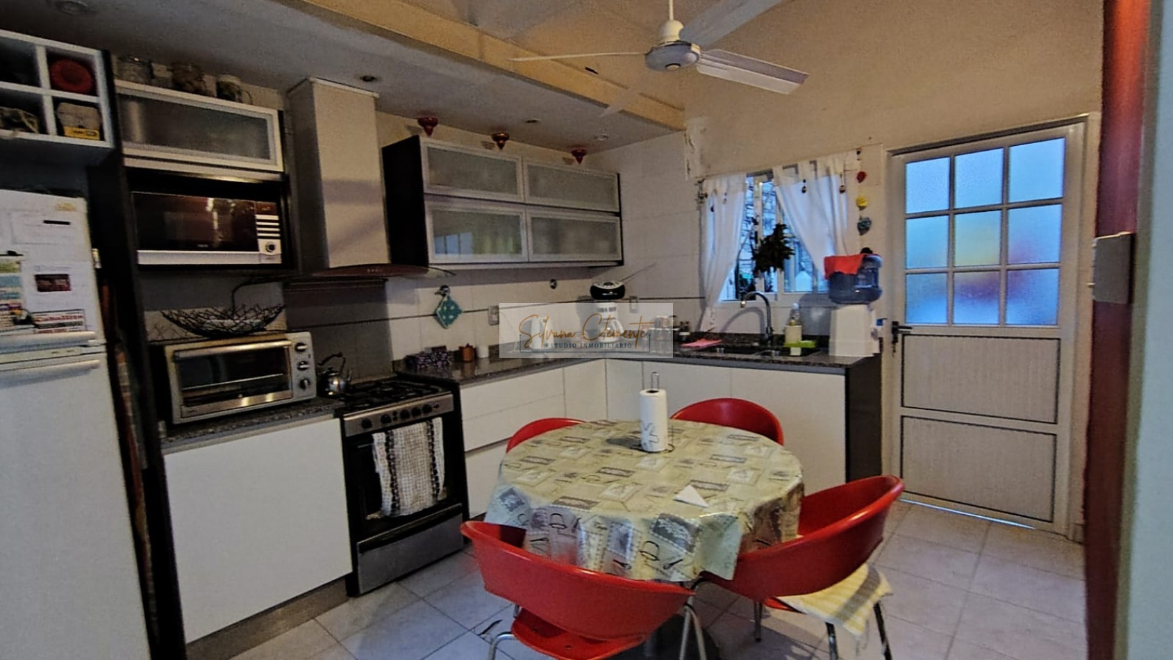 Casa 4 Ambientes con Terraza, Quincho y Patio - Caballito