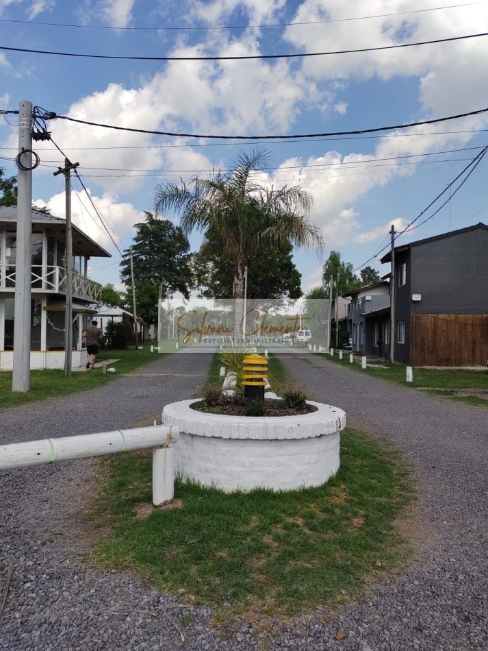 Lote de 220m2 en venta en Barrio Country Weekend Escobar 