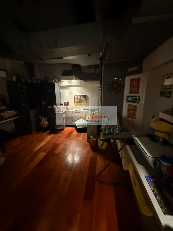 Casa 5 ambientes en Villa Devoto - Lote propio a dos calles