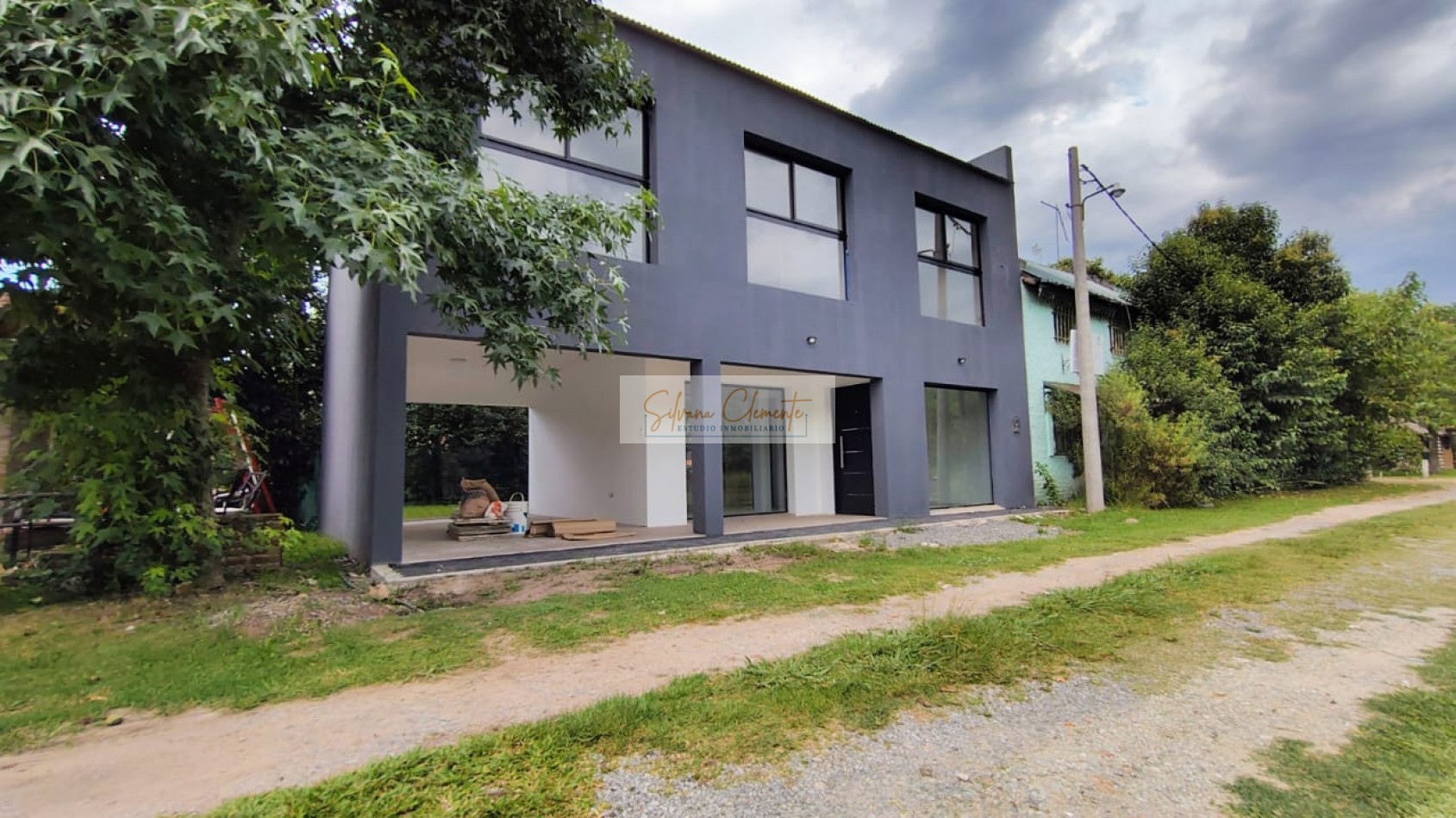 Casa en alquiler en Weekend - 4 Ambientes con parque y parrilla