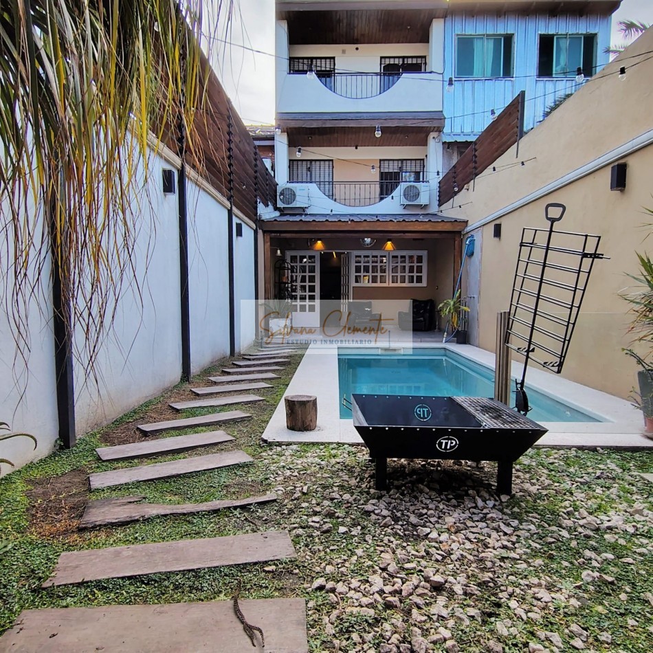 Casa en Venta San Miguel - 5 ambientes Pileta, Quincho y Cochera