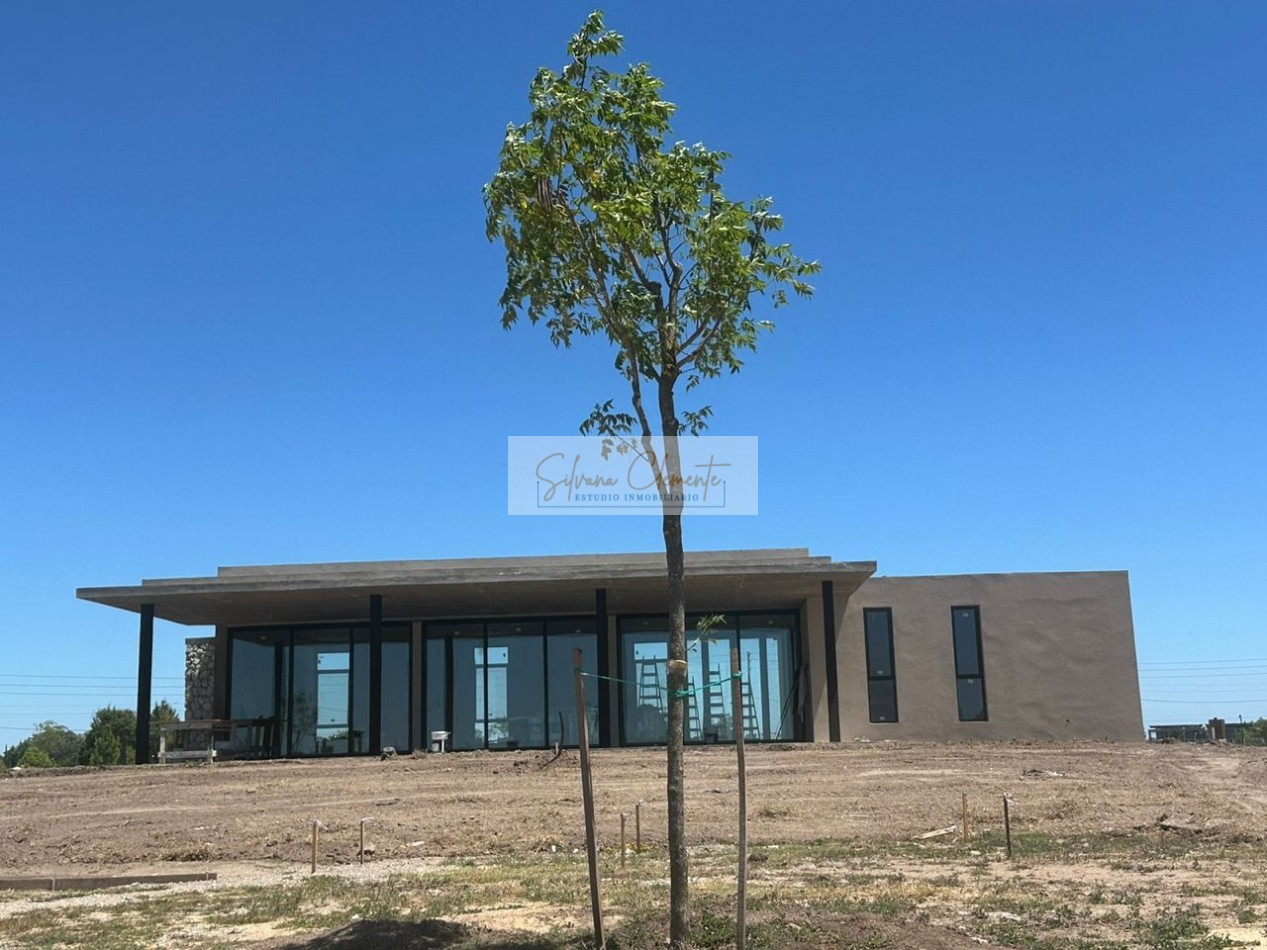 LOTE EN VENTA 743 m² EN BARRIO PRIVADO CANNING
