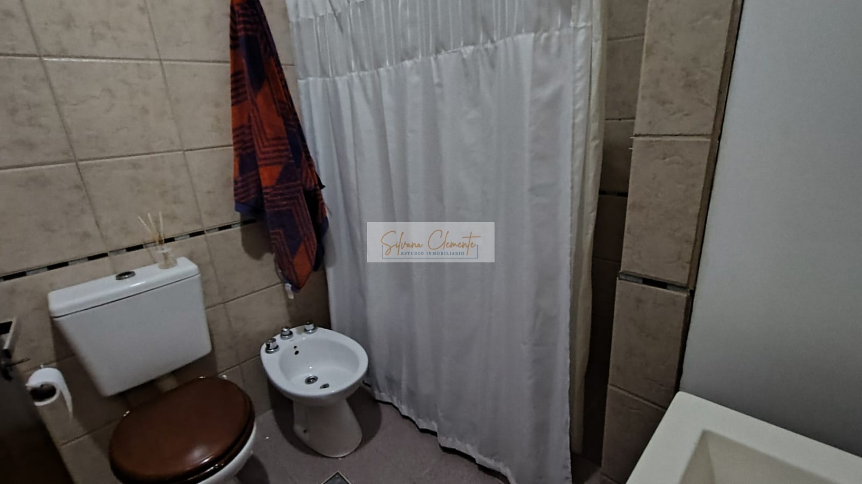 Casa 4 Ambientes con Terraza, Quincho y Patio - Caballito