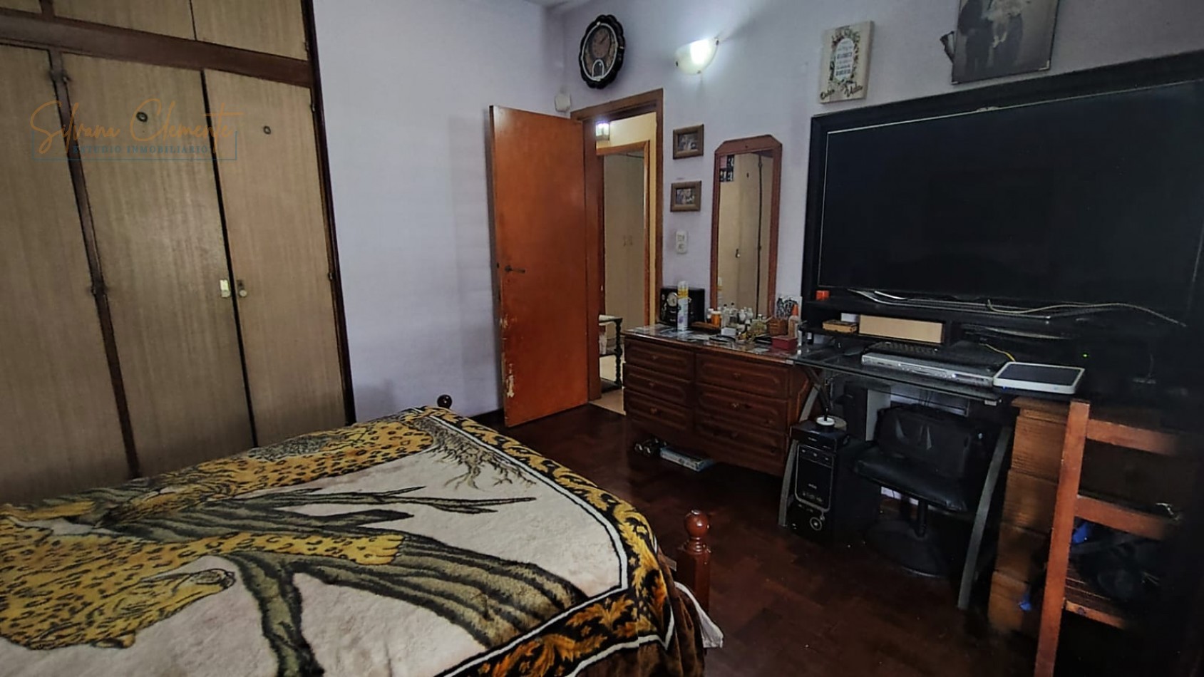 CASA EN BELLA VISTA CON DEPARTAMENTO INDEPENDIENTE, TERRAZA Y GARAJE