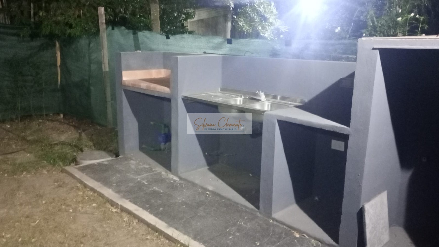 Casa en alquiler en Weekend - 4 Ambientes con parque y parrilla