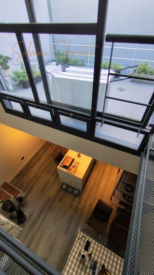 PH 2 AMBIENTES RECICLADO A NUEVO EN VILLA CRESPO - BALCON ATERRAZADO Y BAJAS EXPENSAS