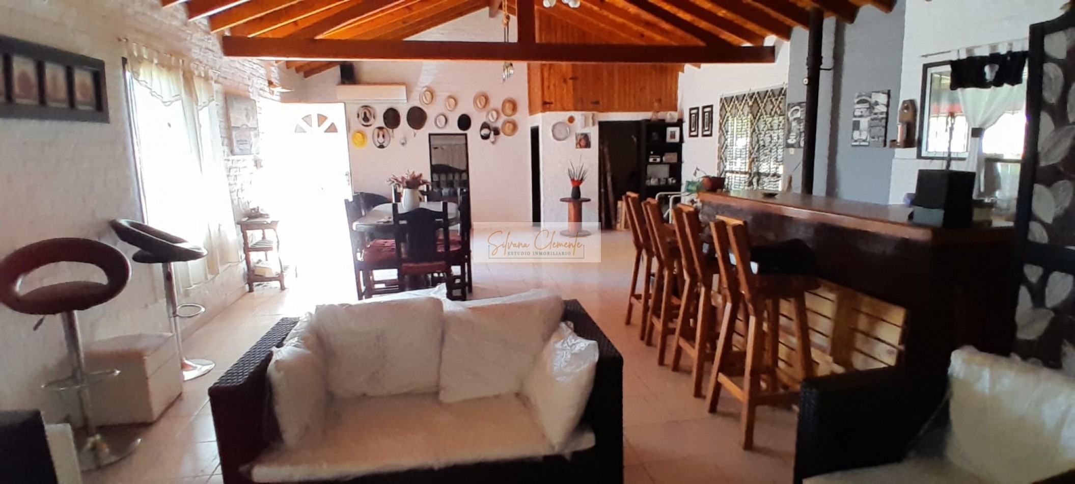 Hermosa Casa Doble Lote en Barrio Privado Escobar