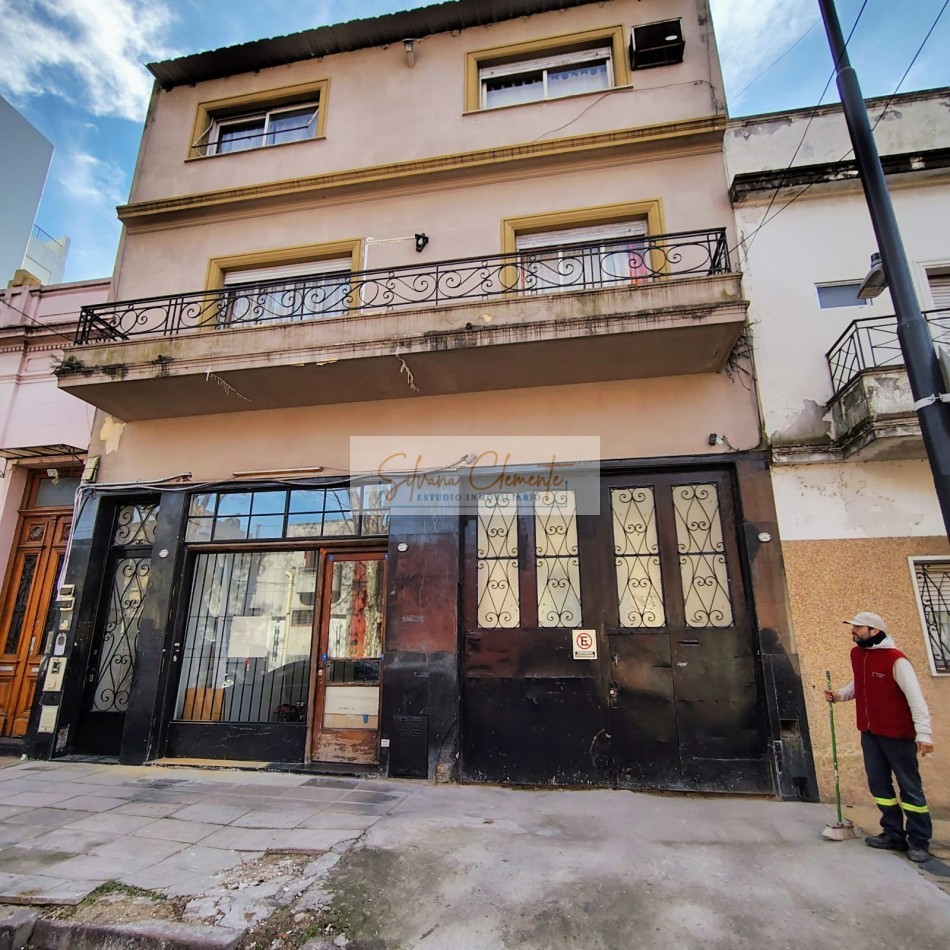  Galpon deposito con Dos Viviendas-Oficinas-profesional ¡Gran Oportunidad!