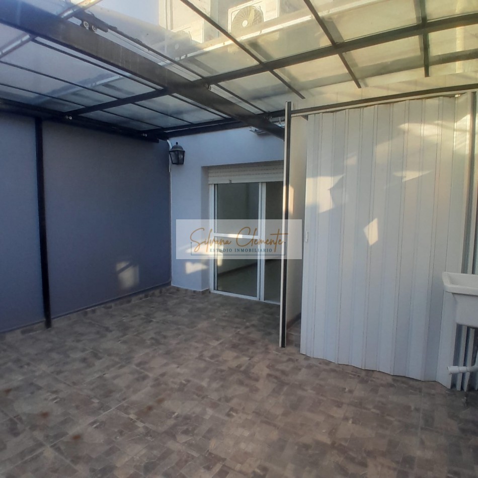 PH 3 ambientes en Villa del Parque con playroom, patio y cochera APTO CREDITO.