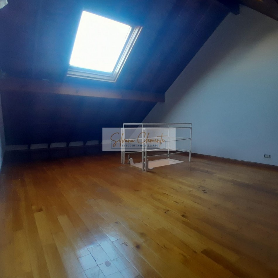 PH 3 ambientes en Villa del Parque con playroom, patio y cochera APTO CREDITO.