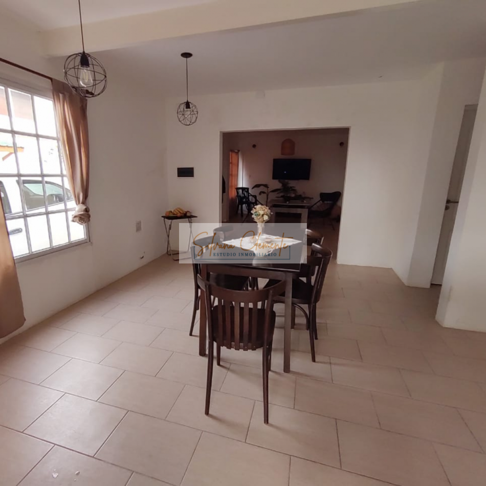 Hermosa Casa doble lote 3 ambientes en Barrio Weekend Escobar