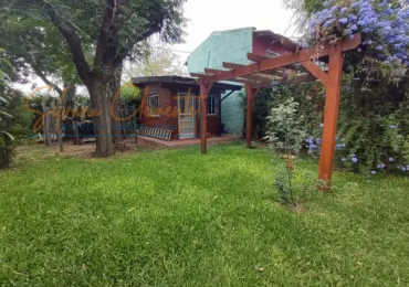 ¡Imperdible! Dos Lotes Con Cuarto De Herramientas En Barrio Weekend.