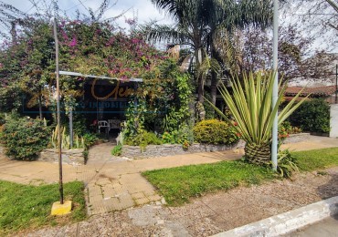 CASA EN BELLA VISTA CON DEPARTAMENTO INDEPENDIENTE, TERRAZA Y GARAJE