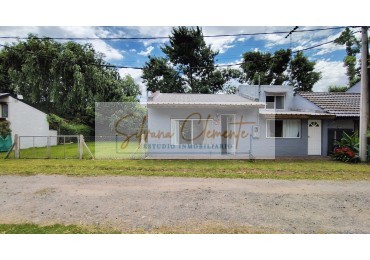 Hermosa casa 4 amb en doble lote en Barrio Privado Weekend Escobar